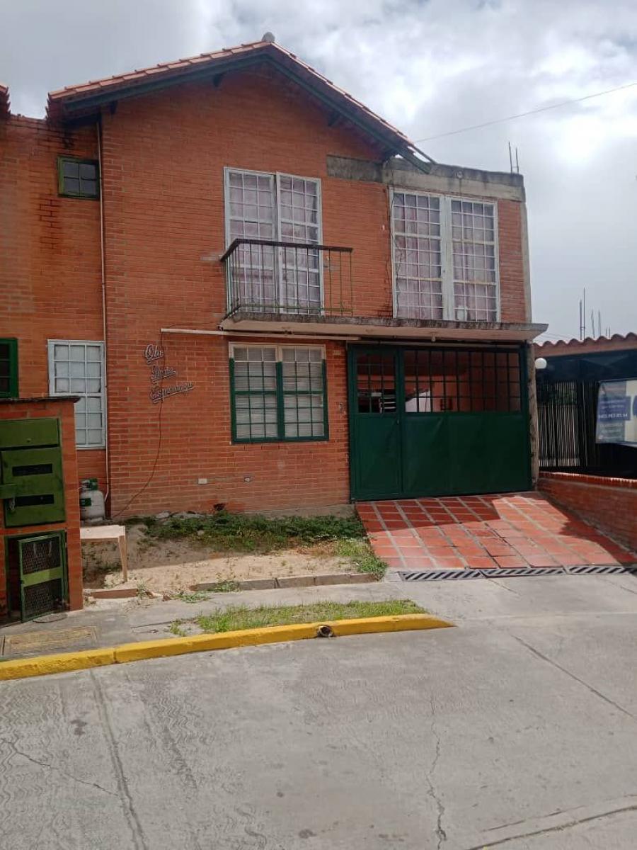 Foto Casa en Venta en Guatire, Miranda - U$D 35.000 - CAV188823 - BienesOnLine