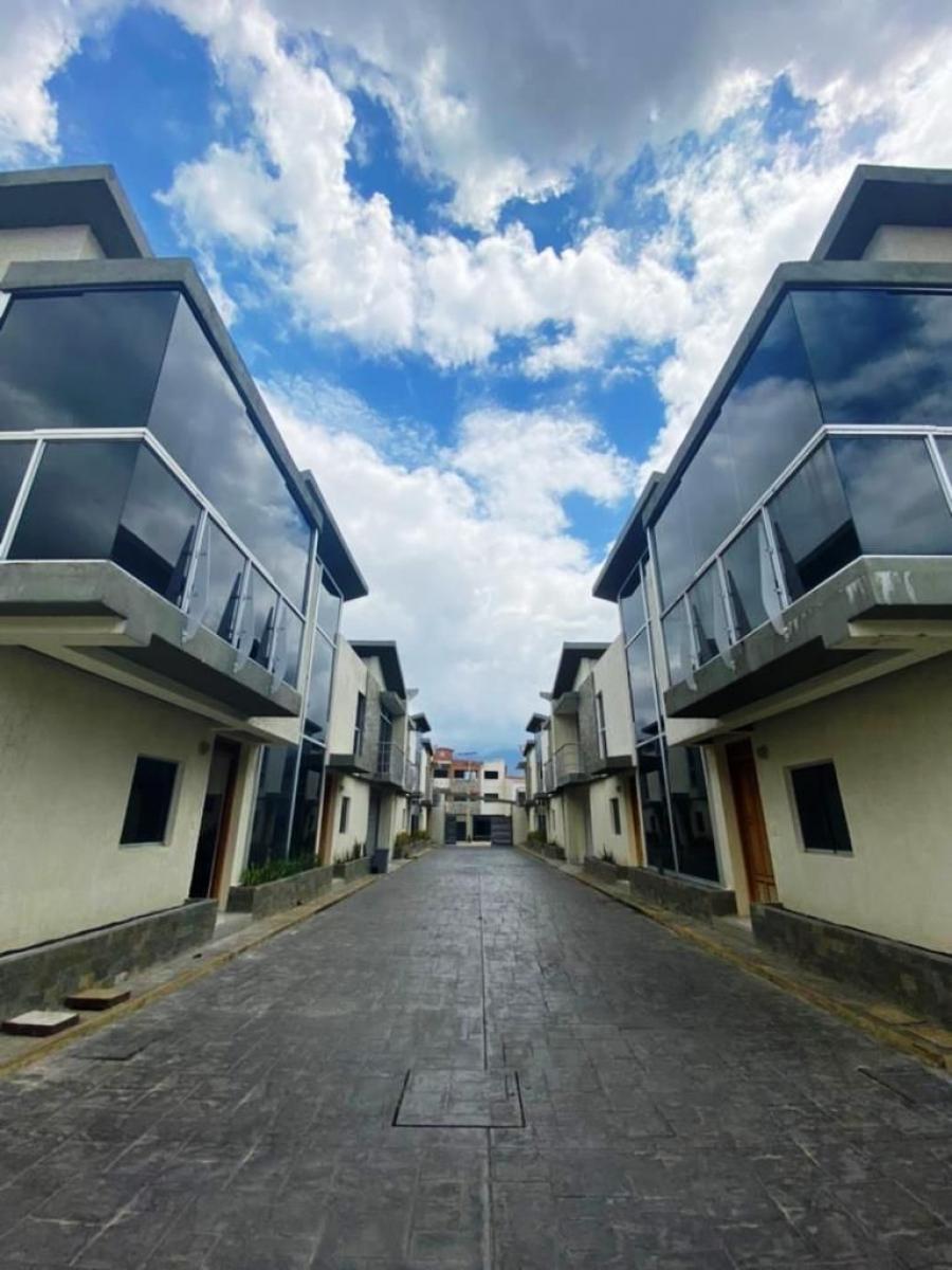 Home in Metric Way
