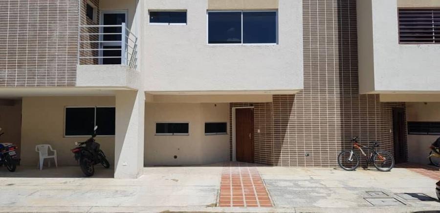 Foto Casa en Venta en NAGUANAGUA, Naguanagua, Carabobo - U$D 37.000 - CAV150549 - BienesOnLine