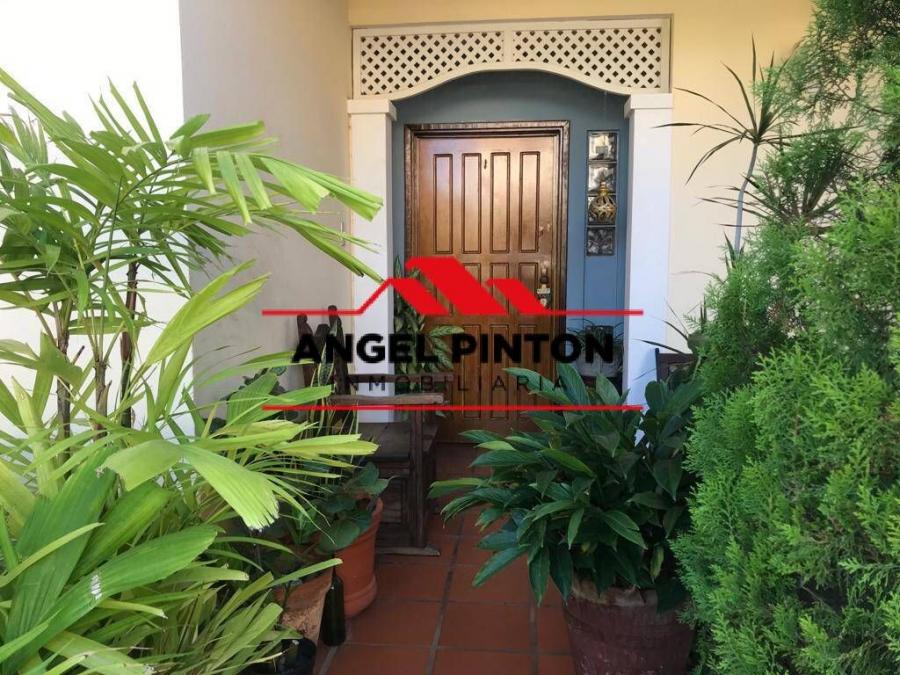 Foto Casa en Venta en Milagro Norte, Maracaibo, Zulia - U$D 39.500 - CAV171595 - BienesOnLine