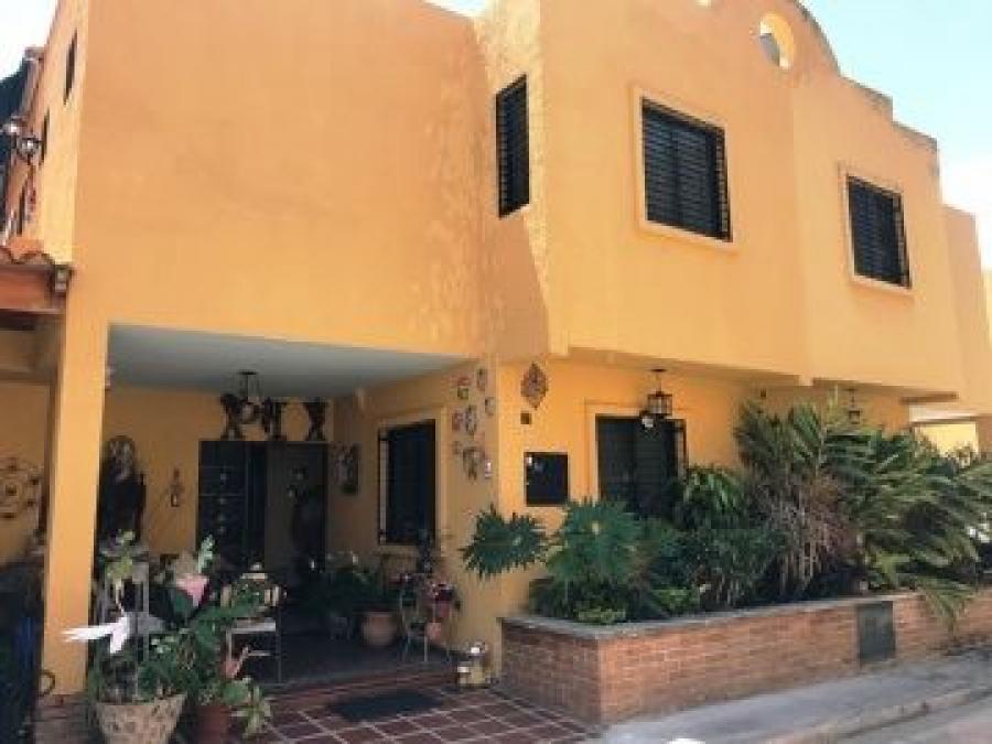 Foto Casa en Venta en Valencia, Carabobo - U$D 78.000 - CAV78838 - BienesOnLine