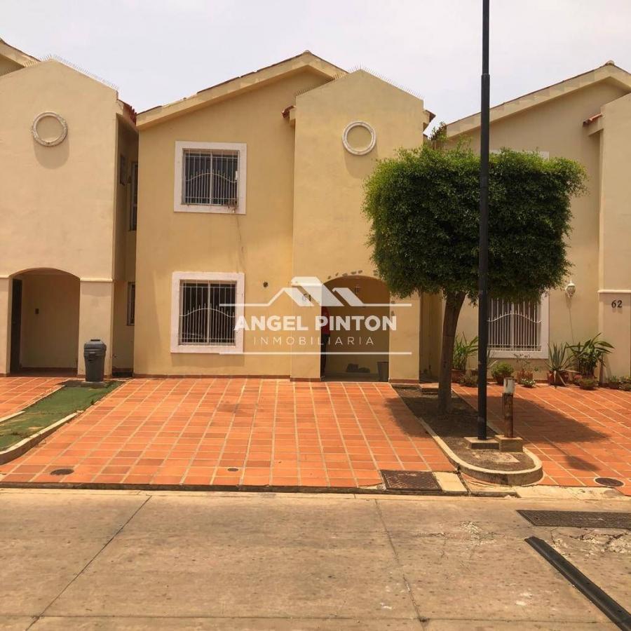 Foto Casa en Venta en Maracaibo, Zulia - U$D 30.000 - CAV198689 - BienesOnLine