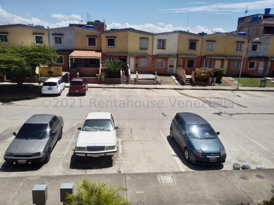 Foto Casa en Venta en Flor Amarillo, Valencia, Carabobo - U$D 13.000 - CAV164521 - BienesOnLine
