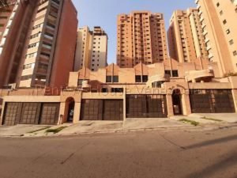 Foto Casa en Venta en La Trigalea, Valencia, Carabobo - U$D 168.000 - CAV156551 - BienesOnLine