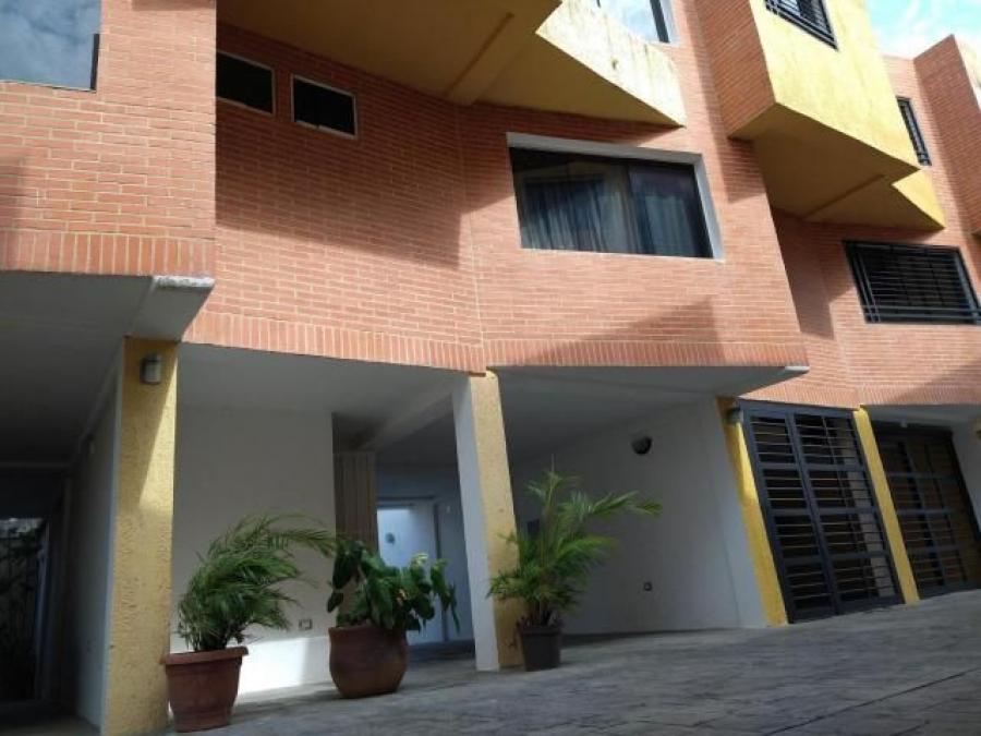 Foto Casa en Venta en Municipio Naguanagua, Urbanizacion Manantial, Carabobo - U$D 40.000 - CAV137499 - BienesOnLine