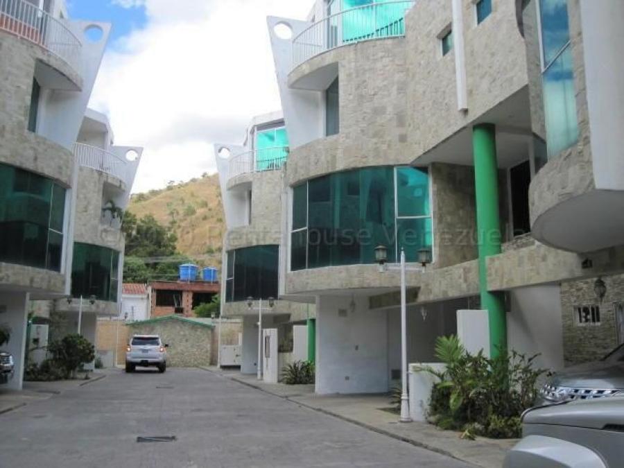 Foto Casa en Venta en Maracay, Aragua - U$D 190.000 - CAV173726 - BienesOnLine