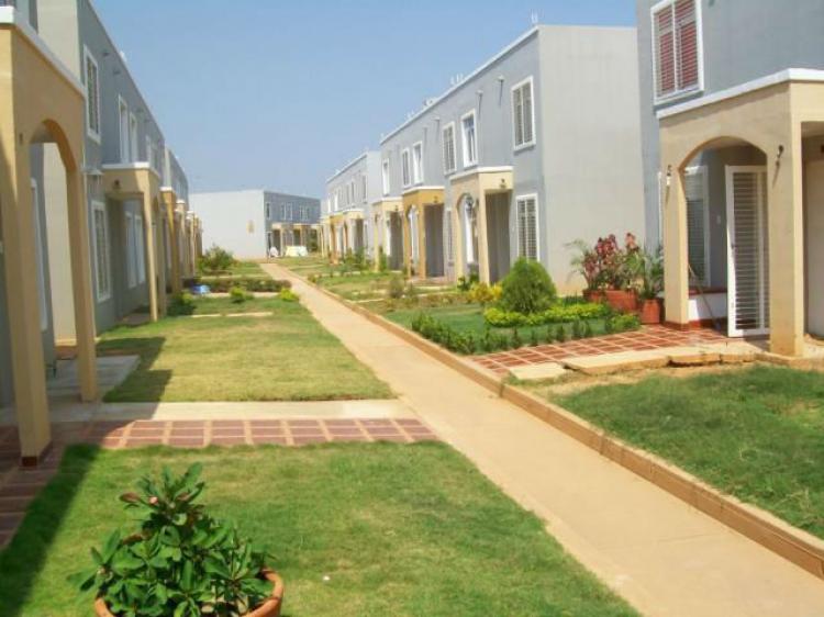 Home in Metric Way