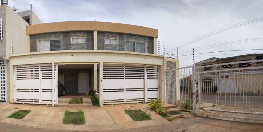 Foto Casa en Venta en DELICIAS NORTE, Maracaibo, Zulia - U$D 2.000 - CAV154070 - BienesOnLine