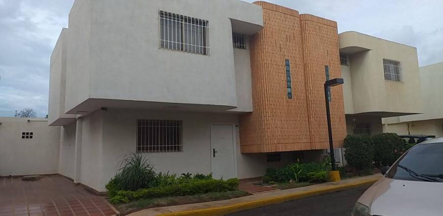 Foto Casa en Venta en LOS OLIVOS, Maracaibo, Zulia - U$D 28.000 - CAV154527 - BienesOnLine
