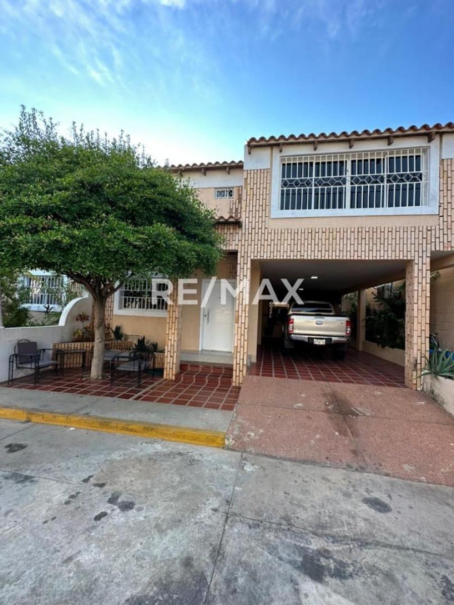 Foto Casa en Venta en Maracaibo, Maracaibo, Zulia - U$D 39.000 - CAV218113 - BienesOnLine