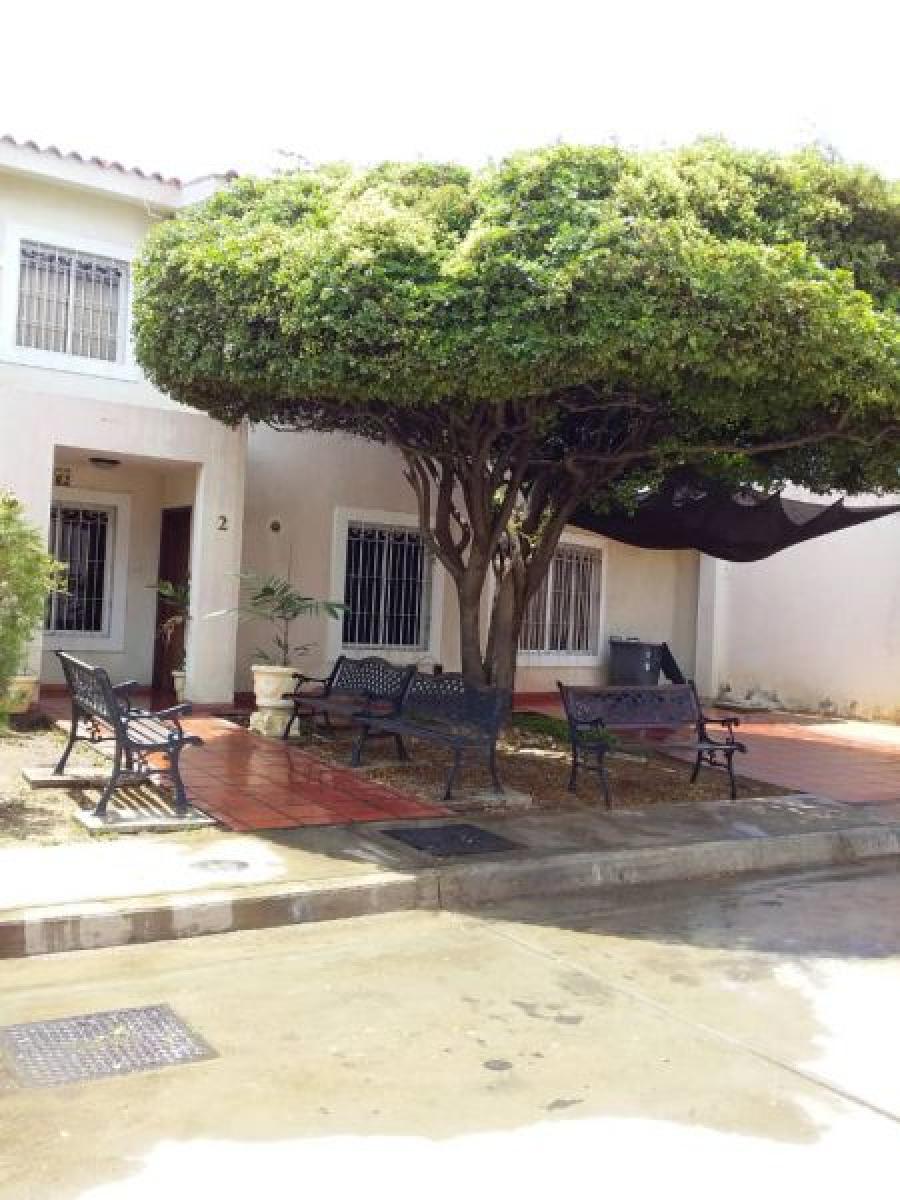 Foto Casa en Venta en Maracaibo, Zulia - U$D 60.000 - CAV154385 - BienesOnLine