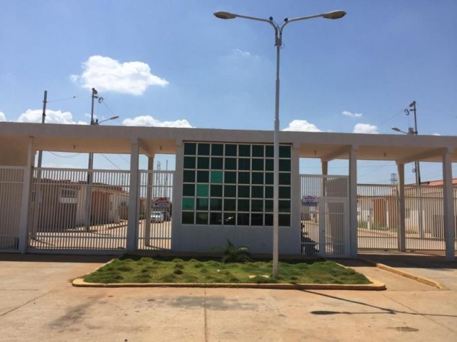 Foto Casa en Venta en via el aeropuerto, Maracaibo, Zulia - BsF 15.000 - CAV122111 - BienesOnLine