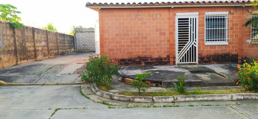 Foto Casa en Venta en Municipio Guacara, Guacara, Carabobo - U$D 9.000 - CAV206571 - BienesOnLine