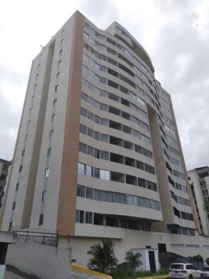 Vende Apartamento en la Urbanizacin Sabana Larga,  Conjunto Residencial Sevilla Real, Torre B
