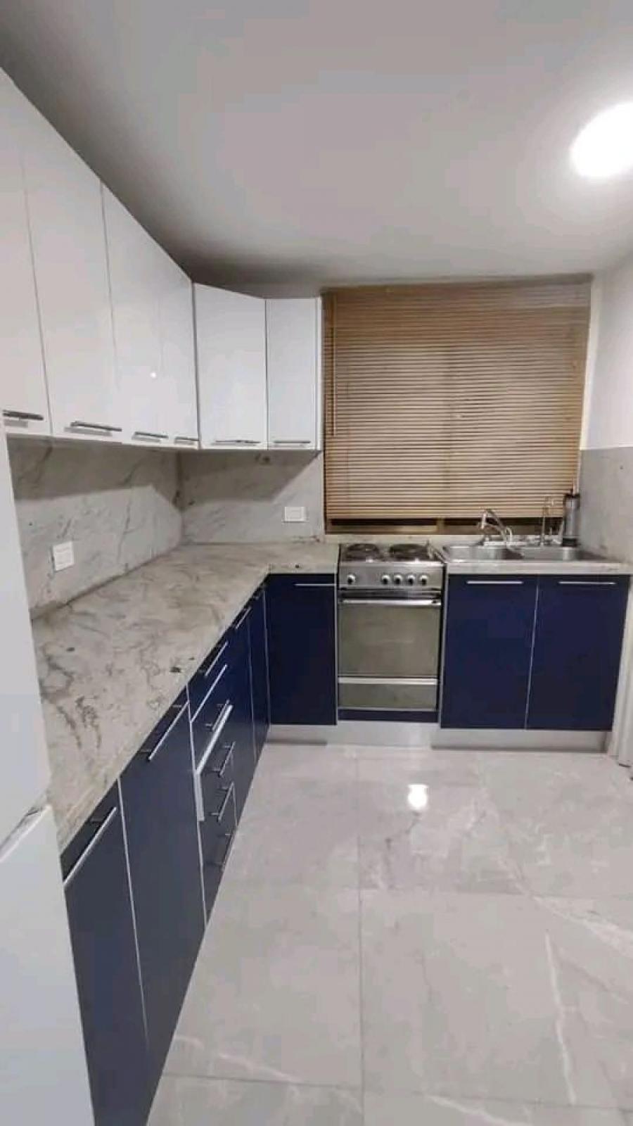 Home in Metric Way