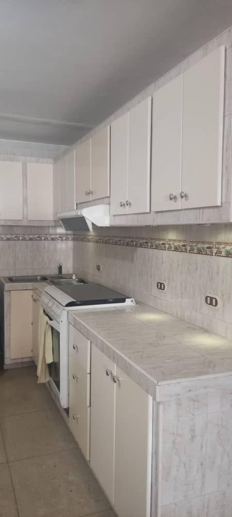Foto Apartamento en Venta en Giradot, Av. Bolivar Maracay Edo Aragua, Aragua - U$D 17.000 - APV219982 - BienesOnLine