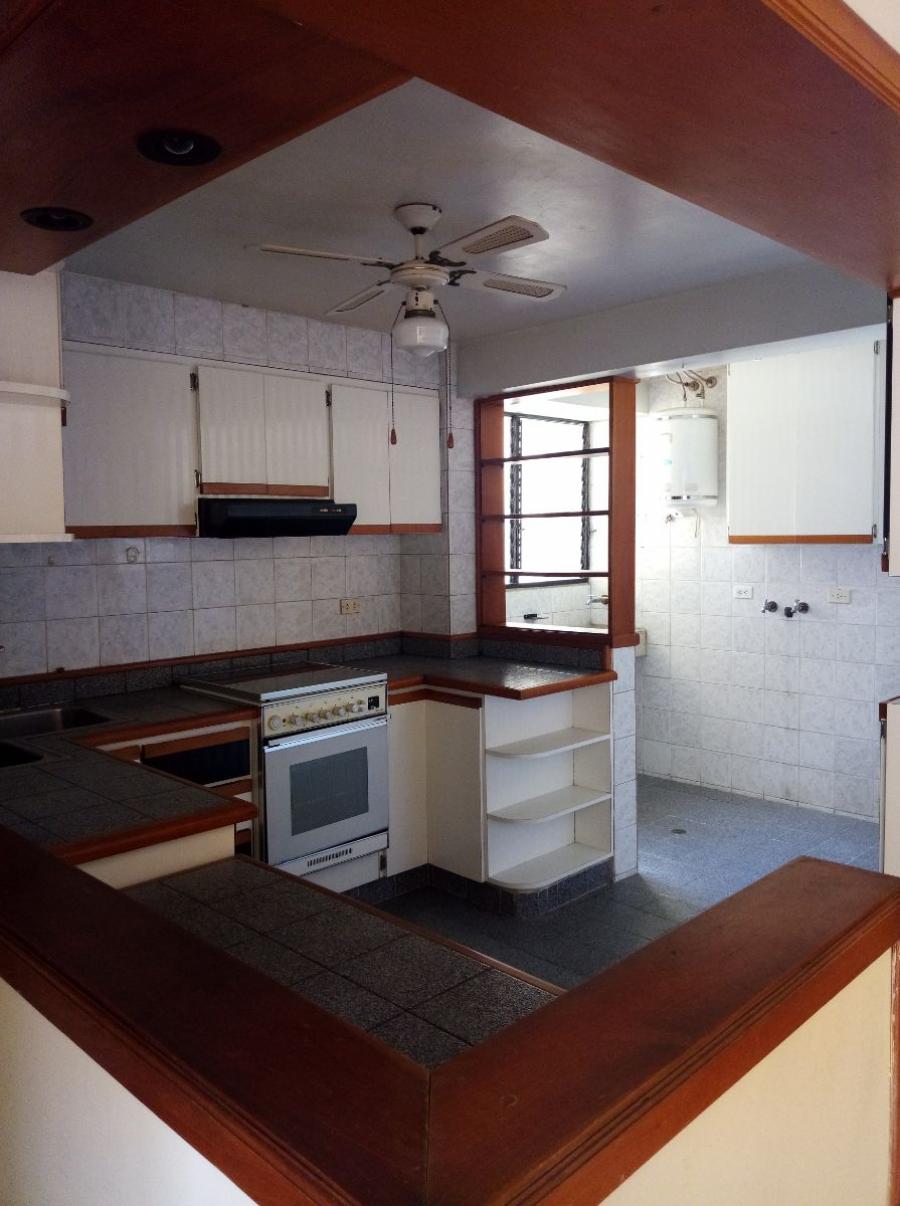 Foto Apartamento en Venta en La Trigalea, Valencia, Carabobo - U$D 26.000 - APV125873 - BienesOnLine