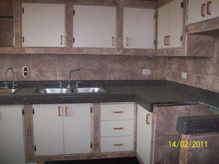 Foto Apartamento en Venta en maracay, Maracay, Aragua - BsF 300.000 - APV18293 - BienesOnLine