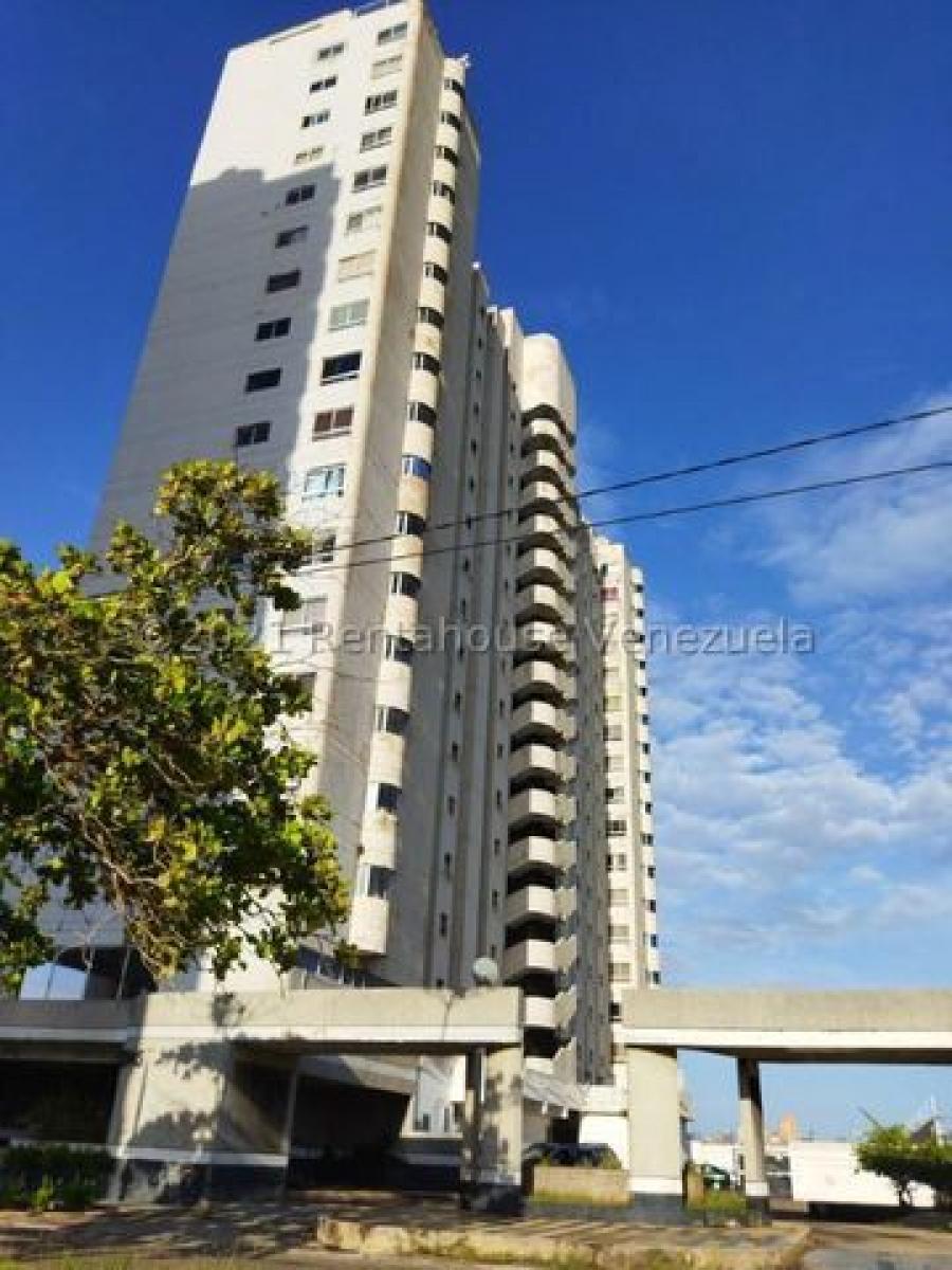 Foto Apartamento en Venta en Av Bolivar, Pampatar, Nueva Esparta - U$D 15.000 - APV155965 - BienesOnLine