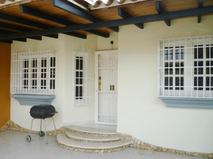 Foto Casa en Venta en La Mantuana, Turmero, Aragua - BsF 1.100.000 - CAV24757 - BienesOnLine
