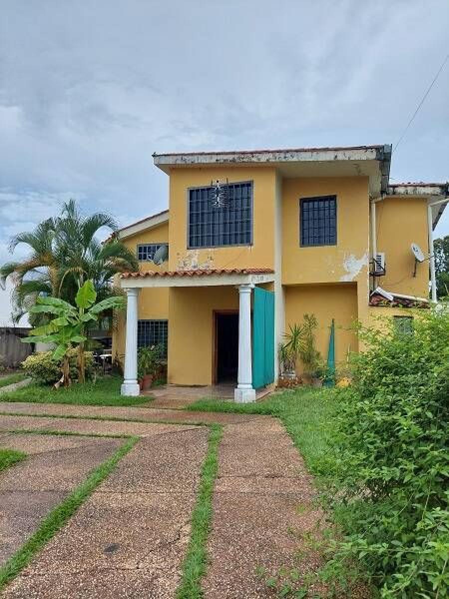 Home in Metric Way