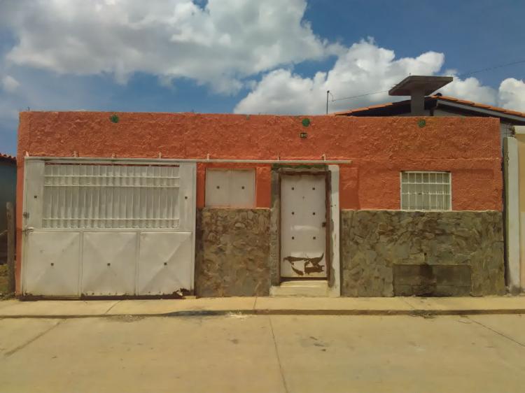 Foto Casa en Venta en Barquisimeto, Lara - BsF 5.500.000 - CAV89506 - BienesOnLine