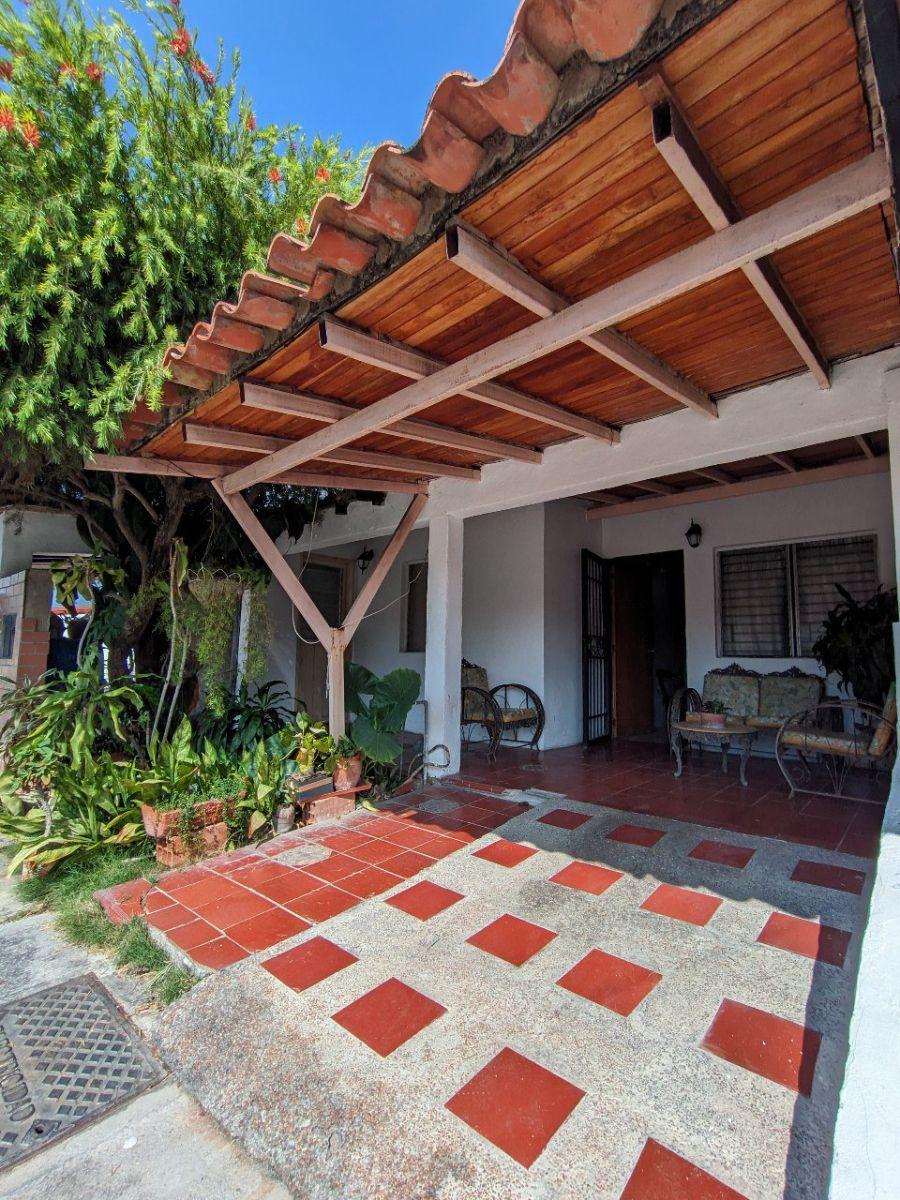 Foto Casa en Venta en Cabudare, Lara - U$D 21.000 - CAV214662 - BienesOnLine