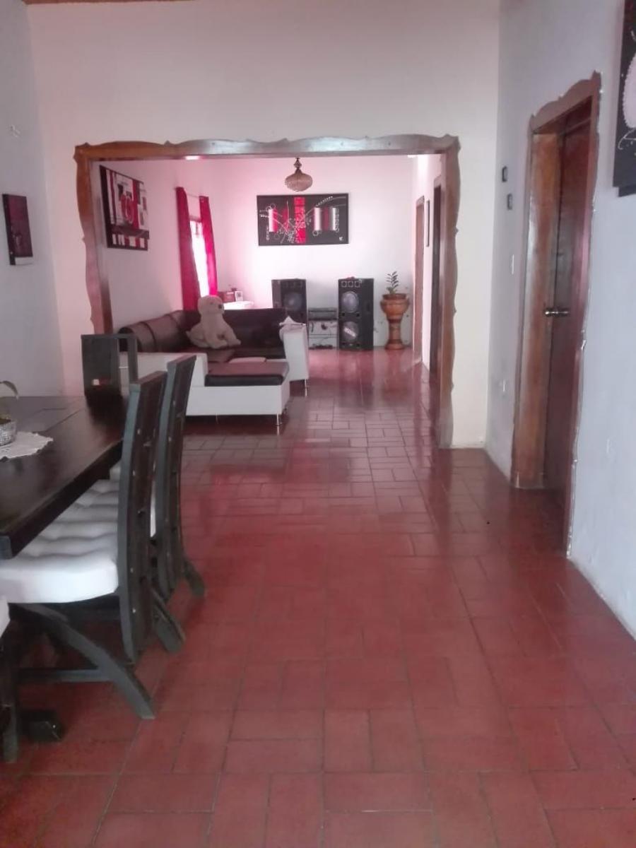 Foto Casa en Venta en Girardot, La Cooperativa  Maracay Edo Aragua, Aragua - U$D 25.000 - CAV200519 - BienesOnLine