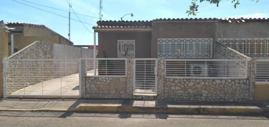 Foto Casa en Venta en maracaibo, Maracaibo, Zulia - U$D 9.000 - CAV141513 - BienesOnLine