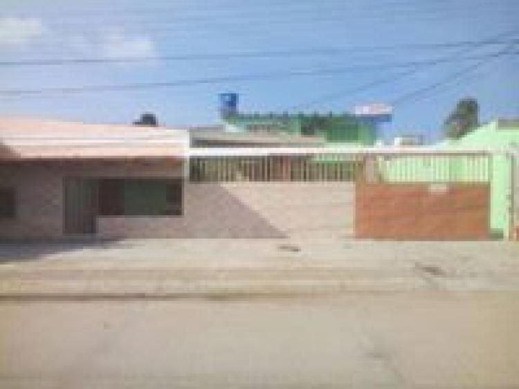 Foto Casa en Venta en MONSEOR ITURRIZA, Chichiriviche, Falcn - BsF 17.000 - CAV109715 - BienesOnLine