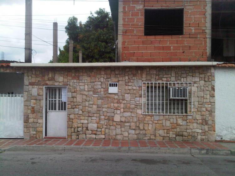 Foto Casa en Venta en 13 de enero, Maracay, Aragua - BsF 14.500 - CAV108346 - BienesOnLine