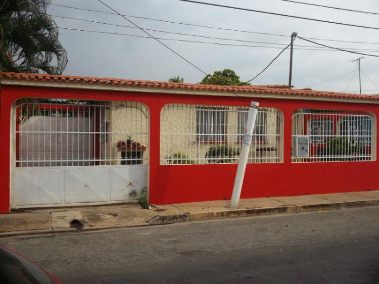 Foto Casa en Venta en Valencia, Valencia, Carabobo - BsF 1.800.000 - CAV53070 - BienesOnLine