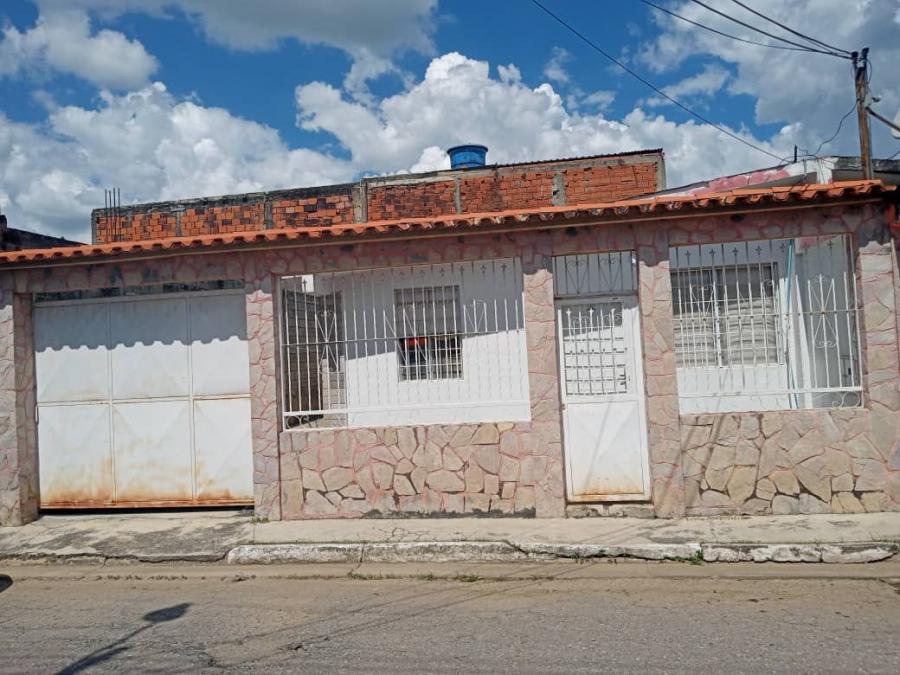 Foto Casa en Venta en GIRARDOT, Santa Ins La Morita, Aragua - U$D 13.000 - CAV197543 - BienesOnLine