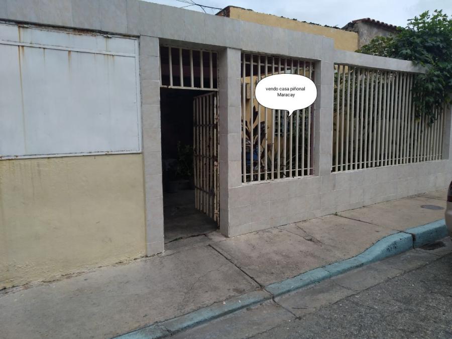 Foto Casa en Venta en Maracay, Aragua - U$D 10.500 - CAV130489 - BienesOnLine