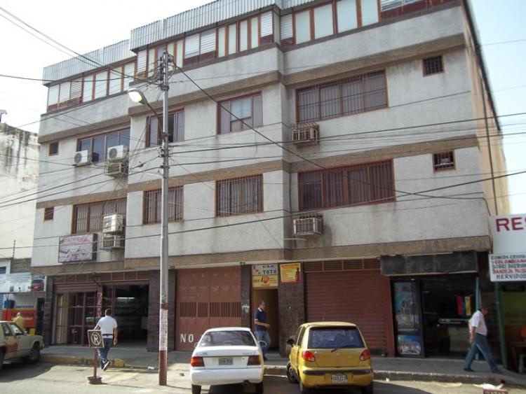 Foto Edificio en Venta en Maracay, Aragua - U$D 240.000 - EDV54105 - BienesOnLine