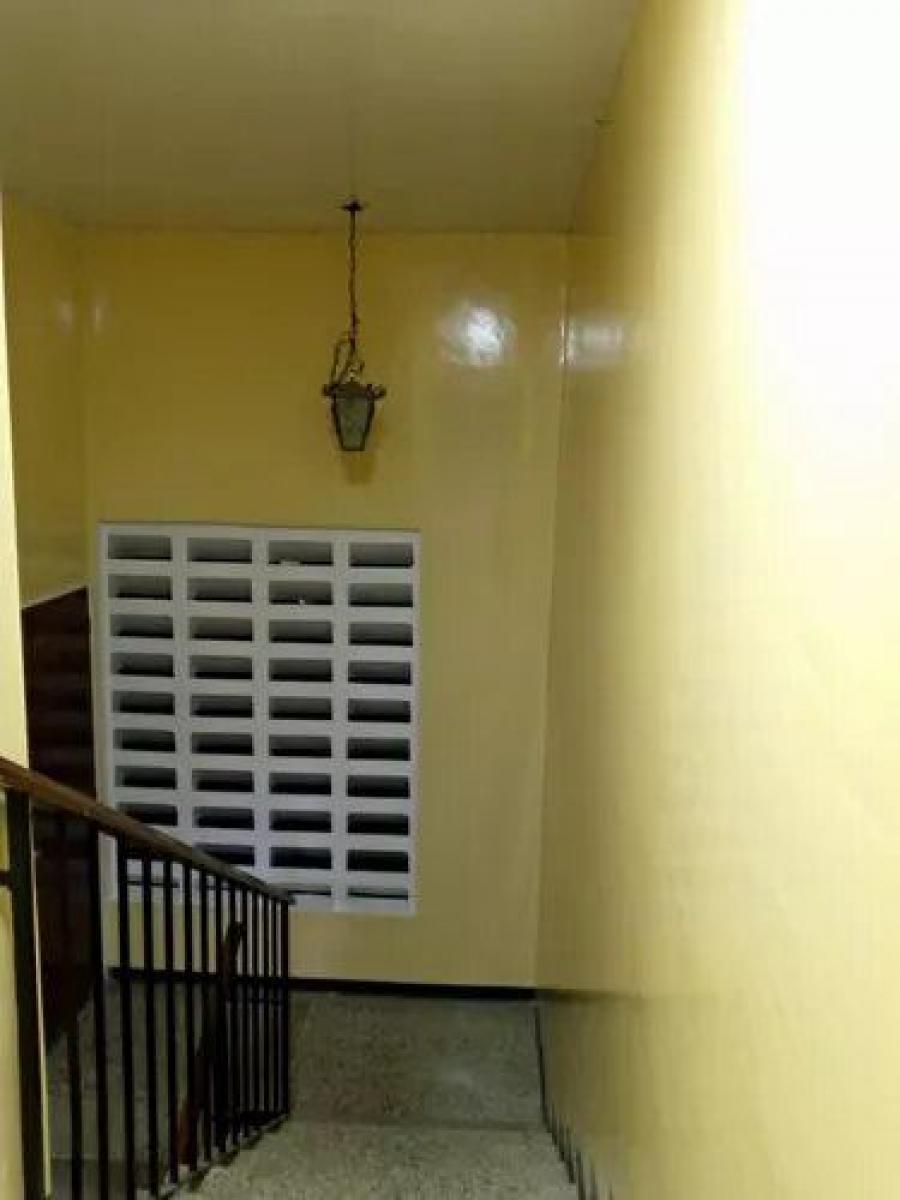 Foto Apartamento en Venta en Baruta, Nuestra Señora del Rosario de Baruta, Miranda - U$D 40.000 - APV221668 - BienesOnLine
