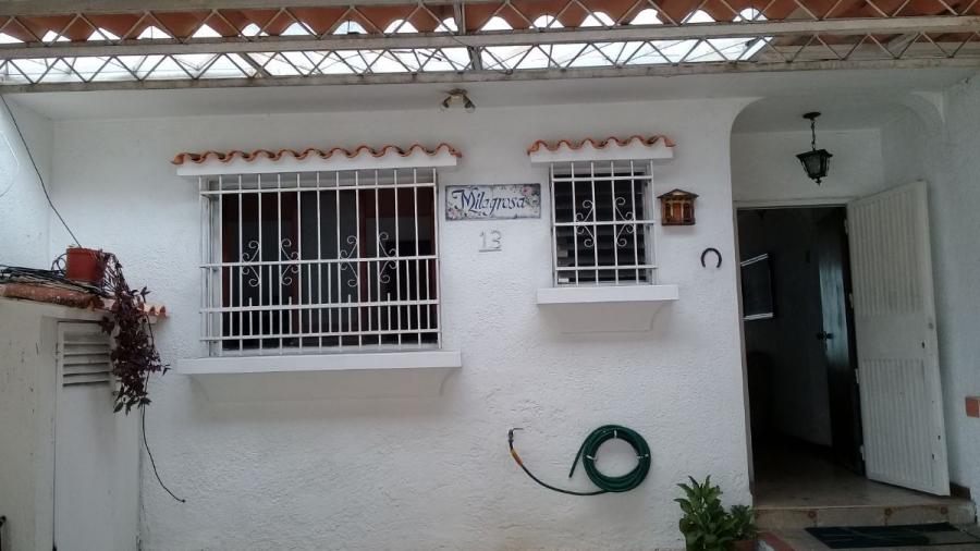 Foto Casa en Venta en SAN JOSE, URB VALLES DE CAMORUCO, Carabobo - U$D 40.000 - CAV152199 - BienesOnLine