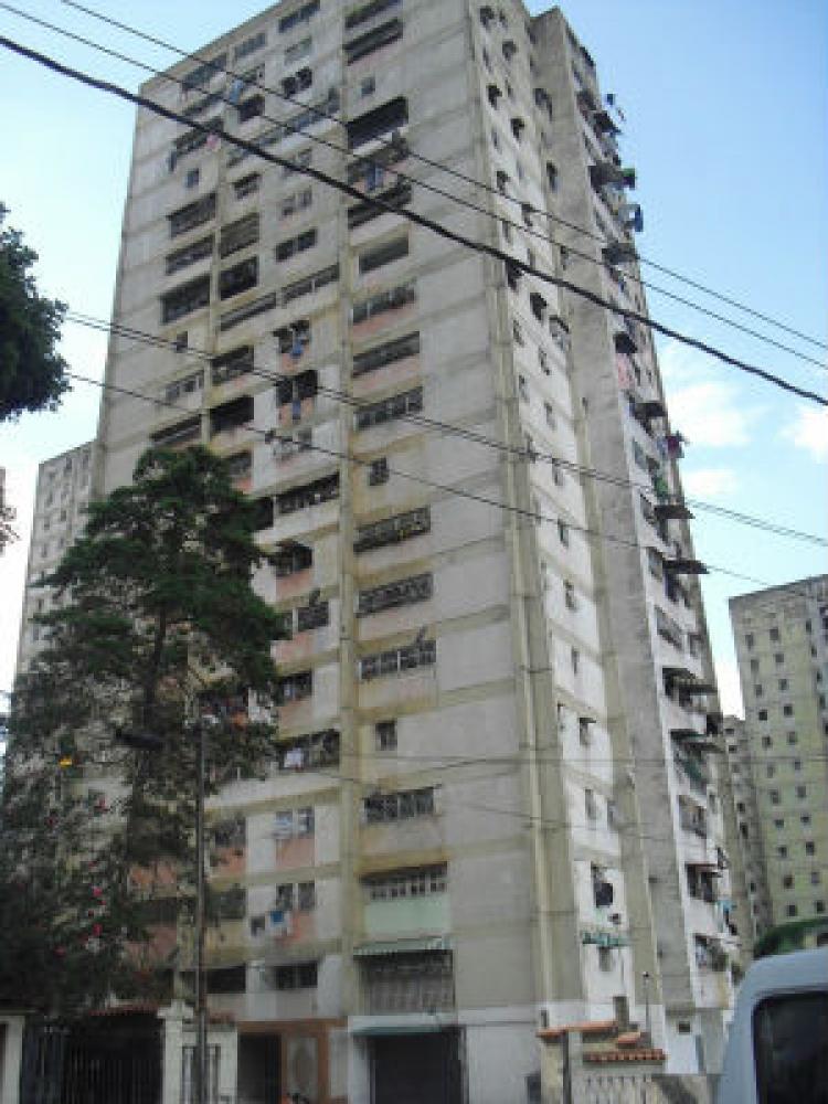 Foto Apartamento en Venta en Caricuao, Distrito Federal - BsF 8.000.000 - APV64043 - BienesOnLine