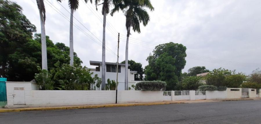 Foto Casa en Venta en Lechera, Lechera, Anzotegui - U$D 535.000 - CAV201001 - BienesOnLine