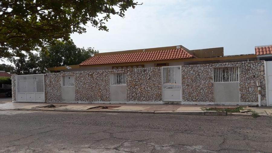Foto Casa en Venta en Coquivacoa, El Portal, Zulia - BsF 40.000 - CAV113432 - BienesOnLine
