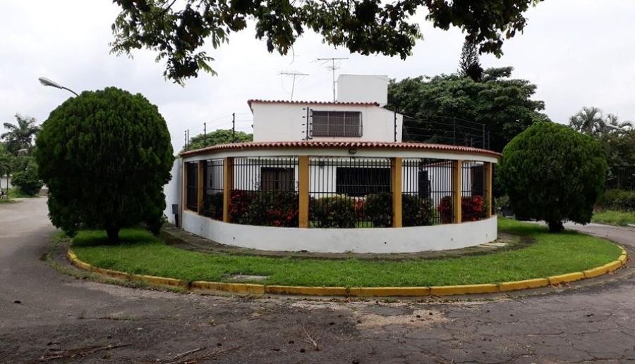 Home in Metric Way