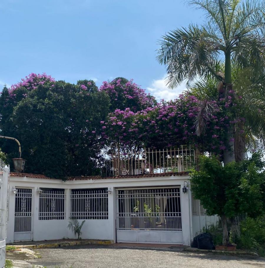 Foto Casa en Venta en Urb.paraparal,los guayos, Los Guayos, Carabobo - U$D 25.000 - CAV218283 - BienesOnLine