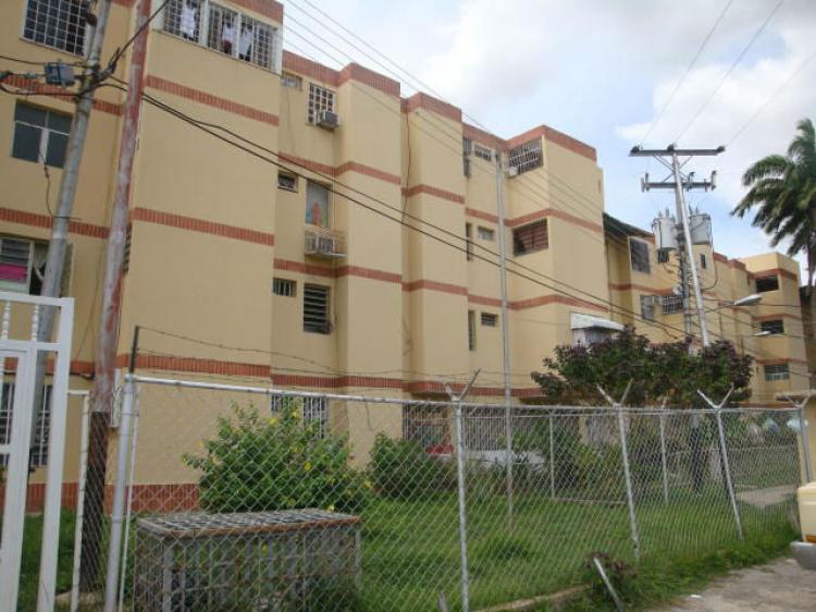 Foto Apartamento en Venta en Las Acacias, Maracay, Aragua - BsF 9.500.000 - APV66873 - BienesOnLine