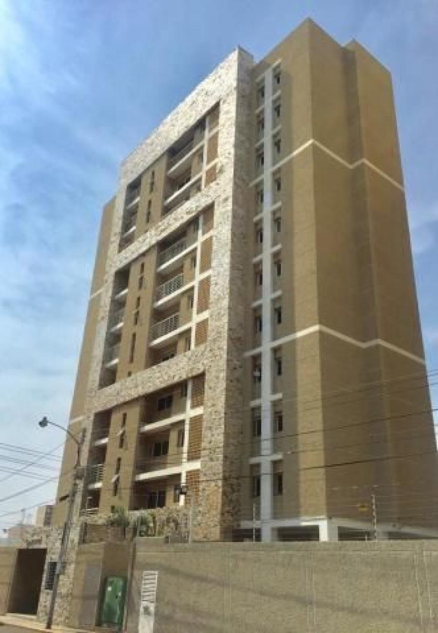 Foto Apartamento en Venta en Maracaibo, Zulia - U$D 60.000 - APV125025 - BienesOnLine