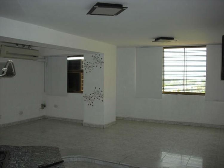 Foto Apartamento en Venta en Maracay, Aragua - BsF 7.900.000 - APV60201 - BienesOnLine