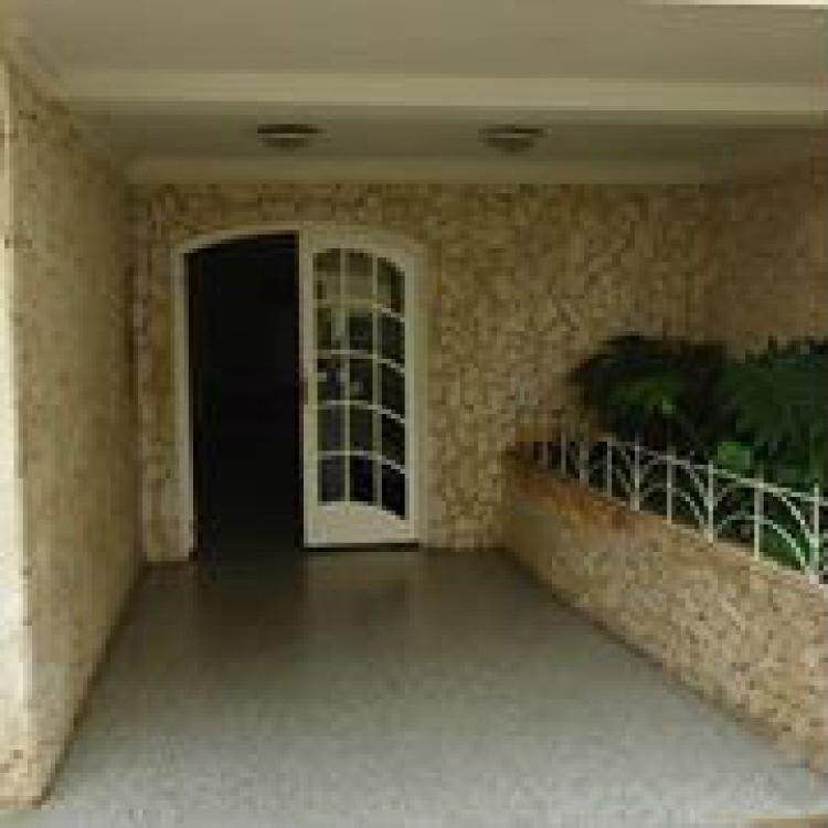 Home in Metric Way