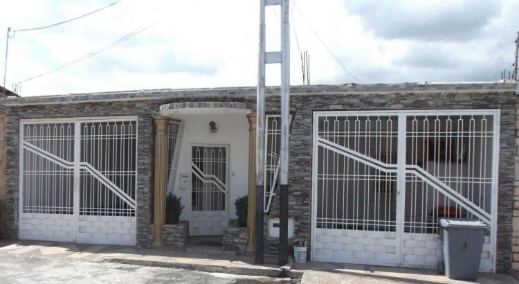 Foto Casa en Venta en Maracay, Aragua - BsF 6.870.000 - CAV58413 - BienesOnLine