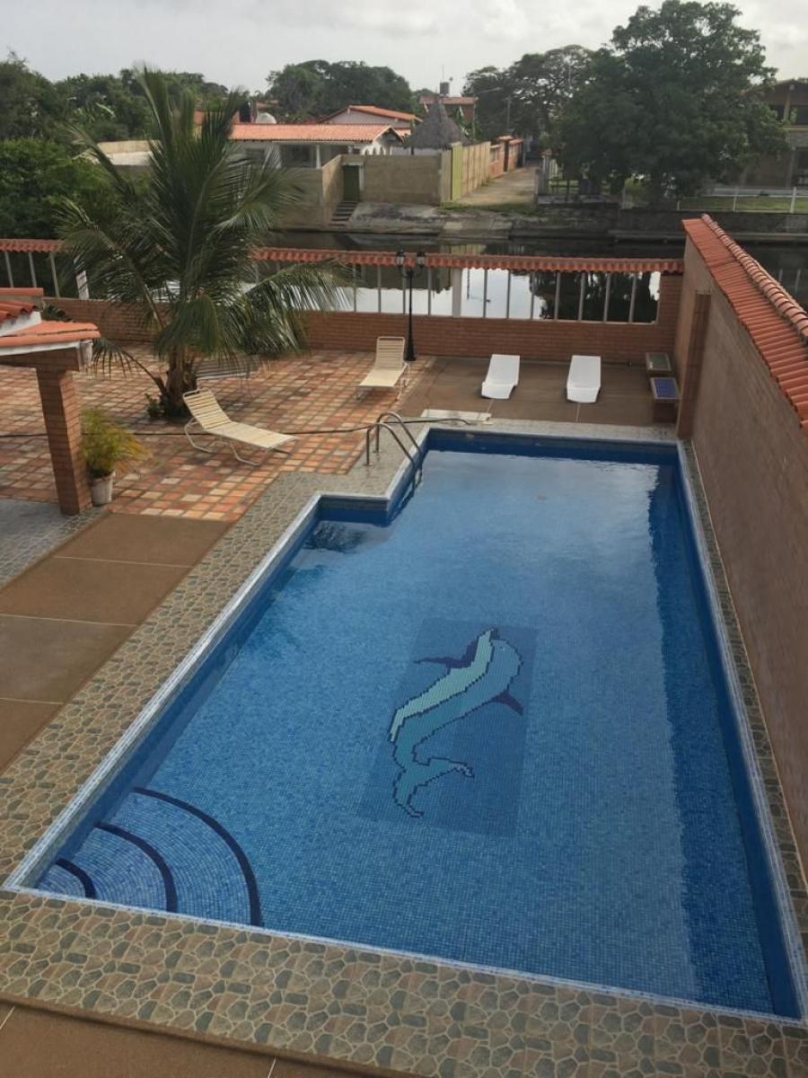 Foto Casa en Venta en higuerote, Higuerote, Miranda - U$D 140 - CAV178082 - BienesOnLine