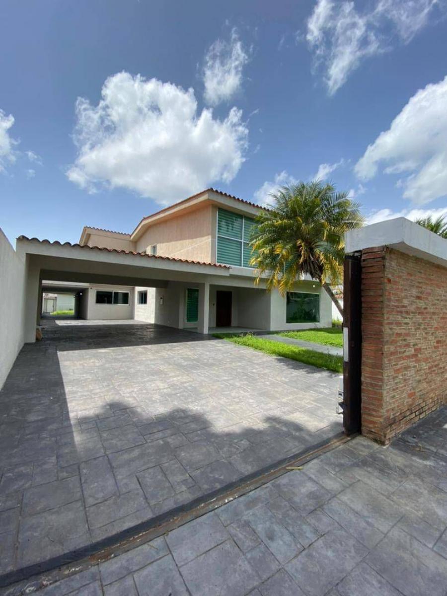 Home in Metric Way