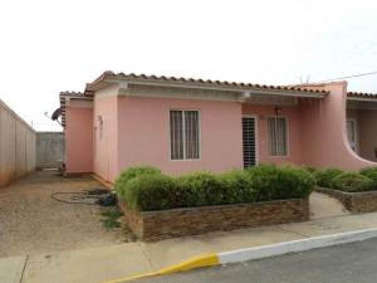 Foto Casa en Venta en Cabudare, Lara - BsF 870.000 - CAV37184 - BienesOnLine